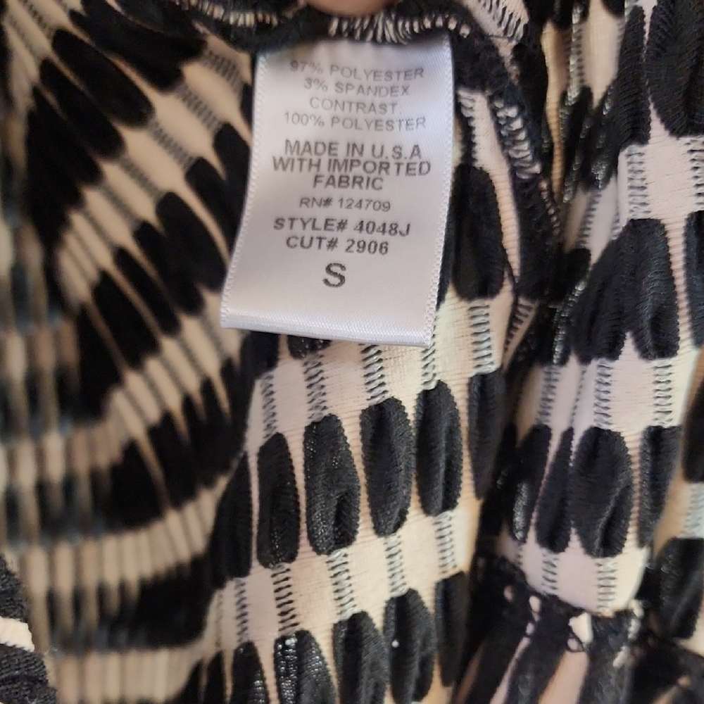 IC COLLECTION Black and Cream Striped Jacket - Picture 9 of 11